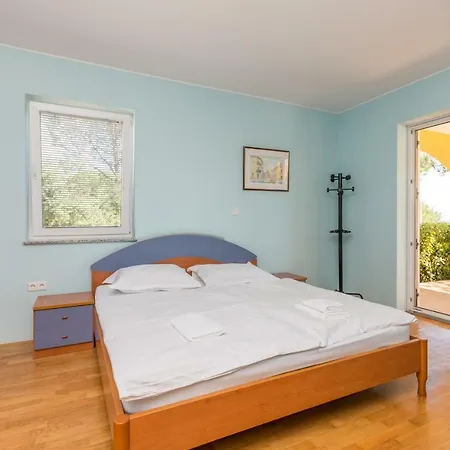 Vila Palma S Dvoje Apartmana I Bazenom 빌라